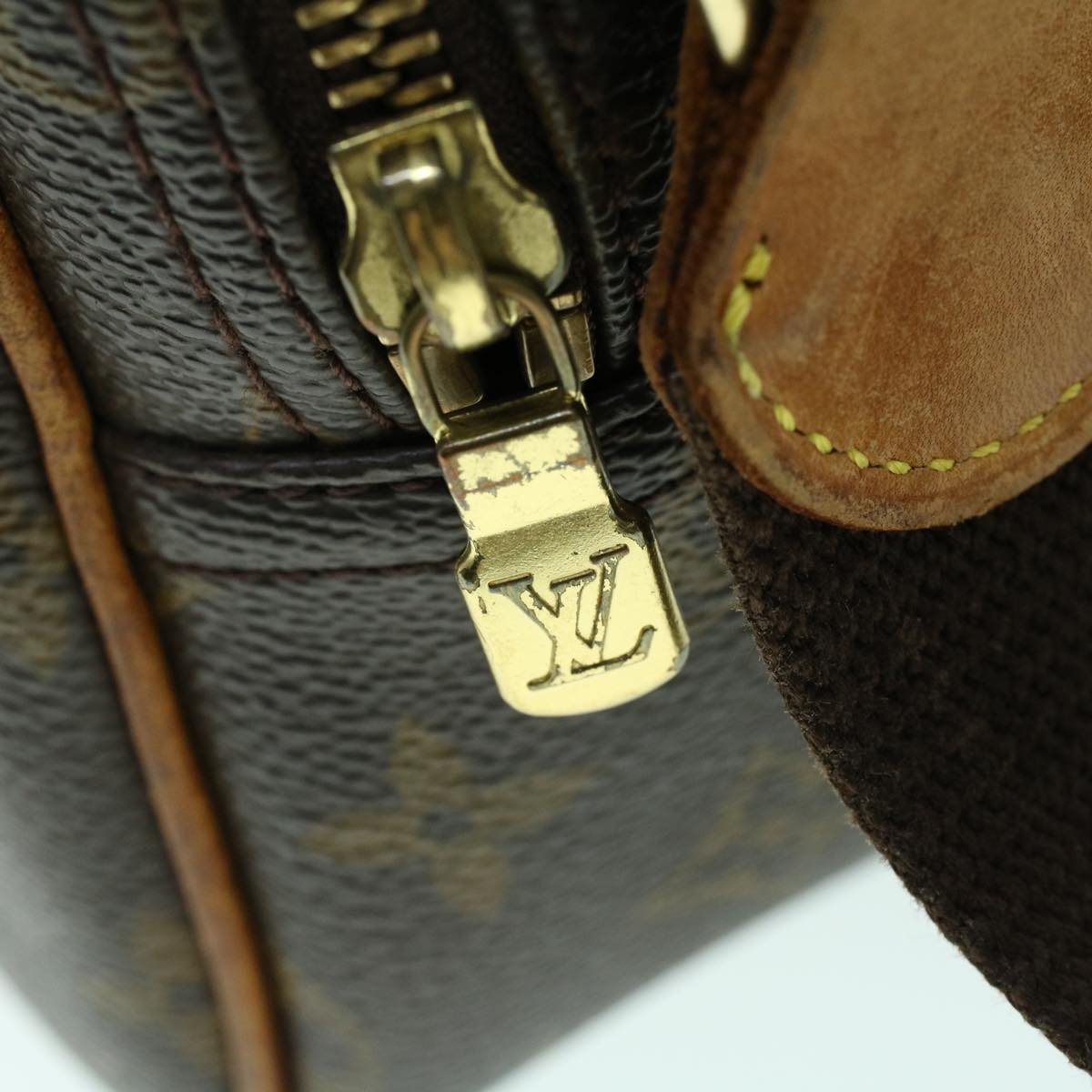 LOUIS VUITTON Monogram Reporter PM Shoulder Bag M45254 LV Auth ac2182