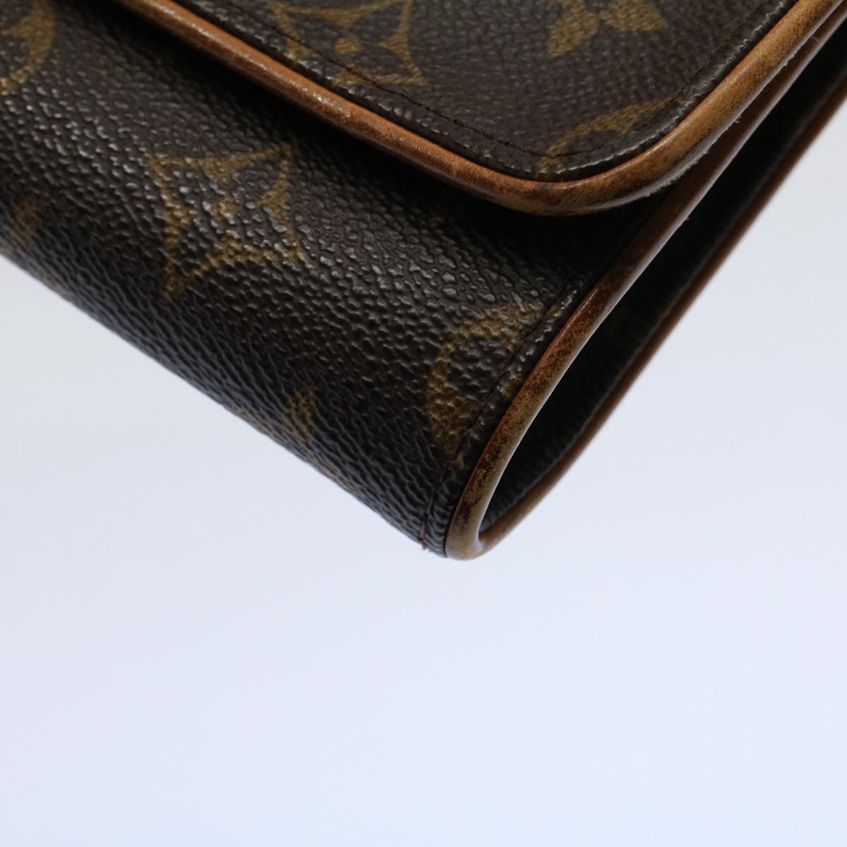 LOUIS VUITTON Monogram Pochette Twin GM Shoulder Bag M51852 LV Auth ac2262