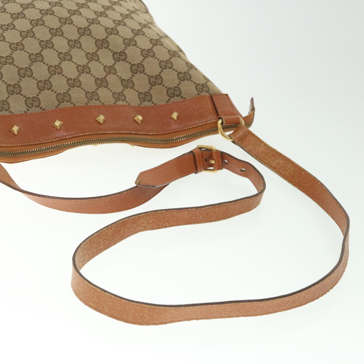 GUCCI GG Canvas Shoulder Bag Beige 120894 Auth ac2335