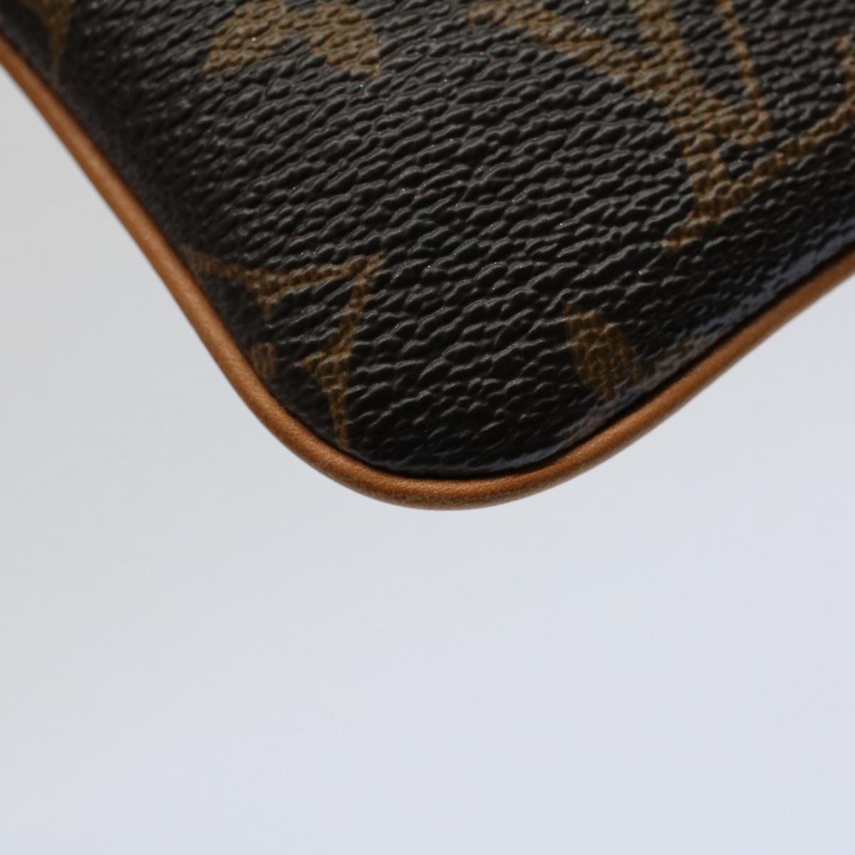 LOUIS VUITTON Monogram Etui Telephonne MM Cell Phone Case M66546 LV Auth ac2458