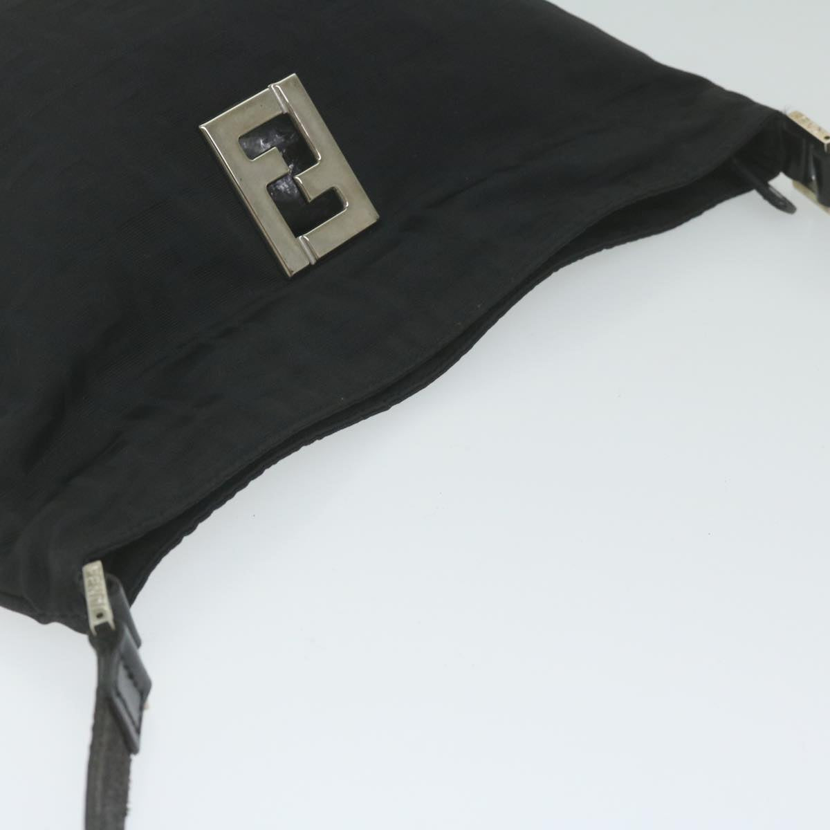 FENDI Zucca Canvas Shoulder Bag Black Auth ac2516