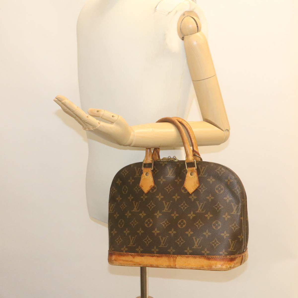 LOUIS VUITTON Monogram Alma Hand Bag M51130 LV Auth ac603