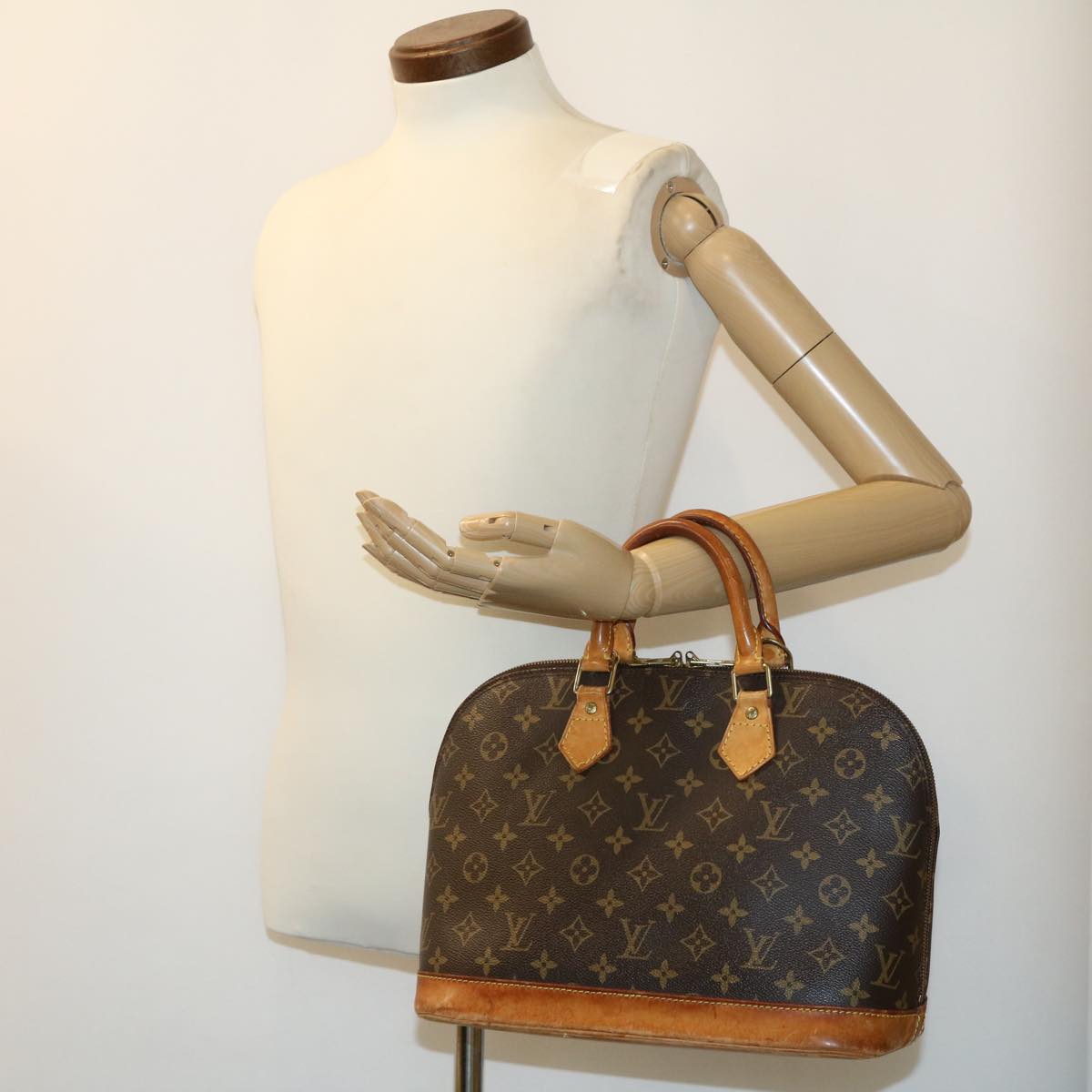 LOUIS VUITTON Monogram Alma Hand Bag M51130 LV Auth ai360