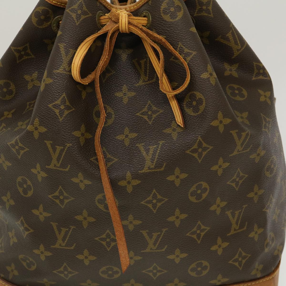 LOUIS VUITTON Monogram Noe Shoulder Bag M42224 LV Auth ai374