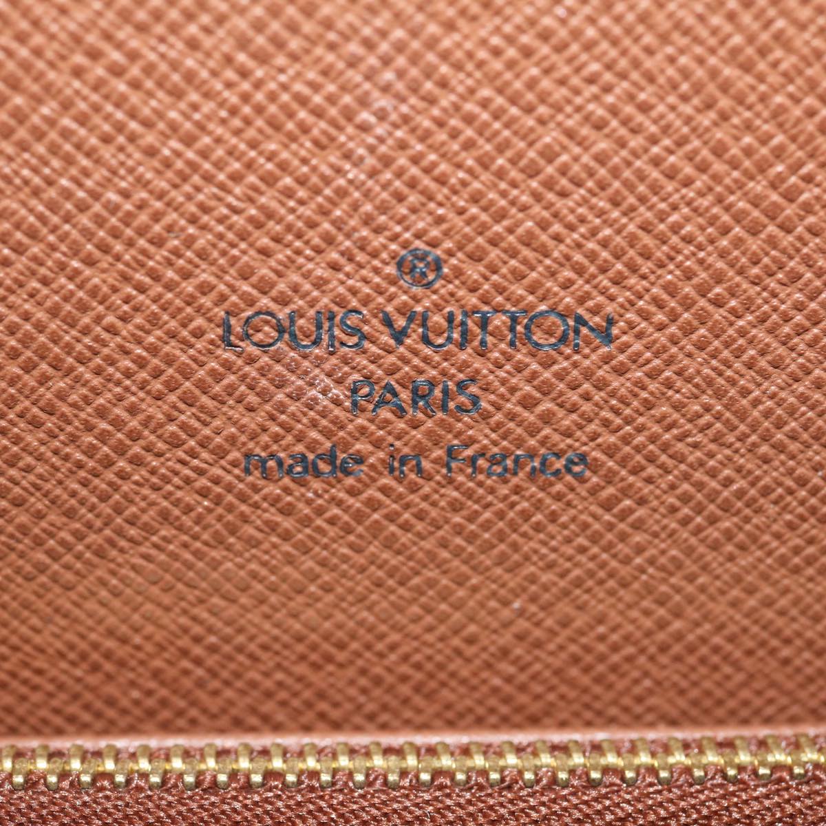 LOUIS VUITTON Monogram Courcelles Shoulder Bag M51375 LV Auth ai382