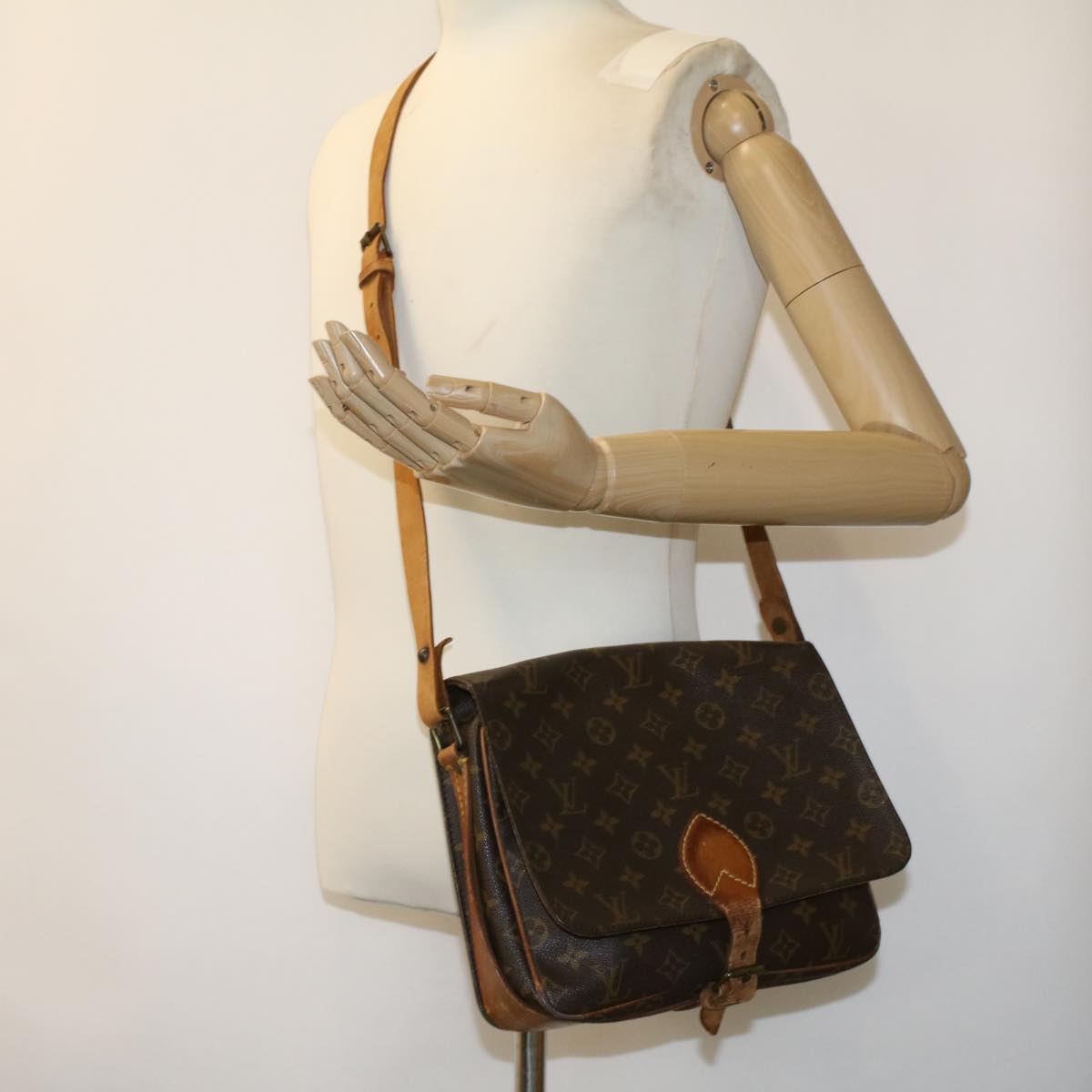 LOUIS VUITTON Monogram Cartouchiere GM Shoulder Bag M51252 LV Auth ai502