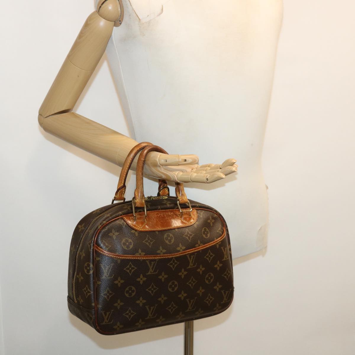 LOUIS VUITTON Monogram Trouville Hand Bag M42228 LV Auth ai513