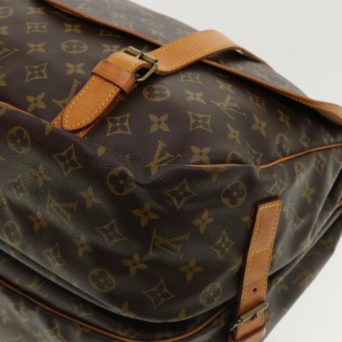 LOUIS VUITTON Monogram Saumur 43 Shoulder Bag M42252 LV Auth ai550