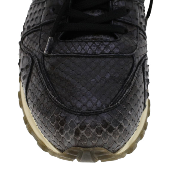 LOUIS VUITTON Sneakers Exotic Leather 6 Black LV Auth ak202