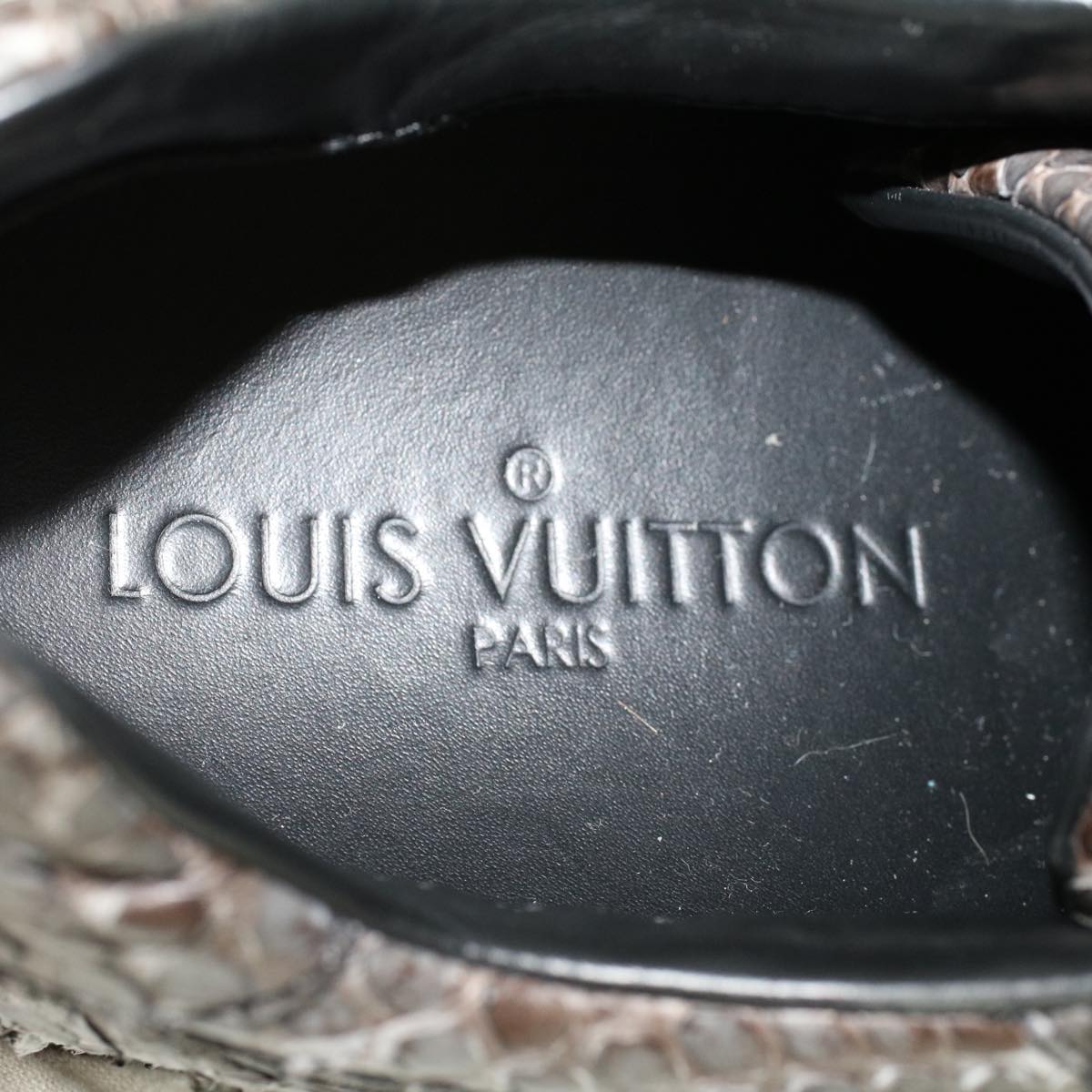 LOUIS VUITTON Sneakers Exotic Leather 6 Black LV Auth ak202