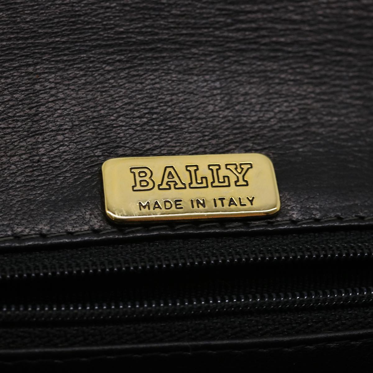 BALLY Matelasse Chain Shoulder Bag Suede Leather Black Auth am3122