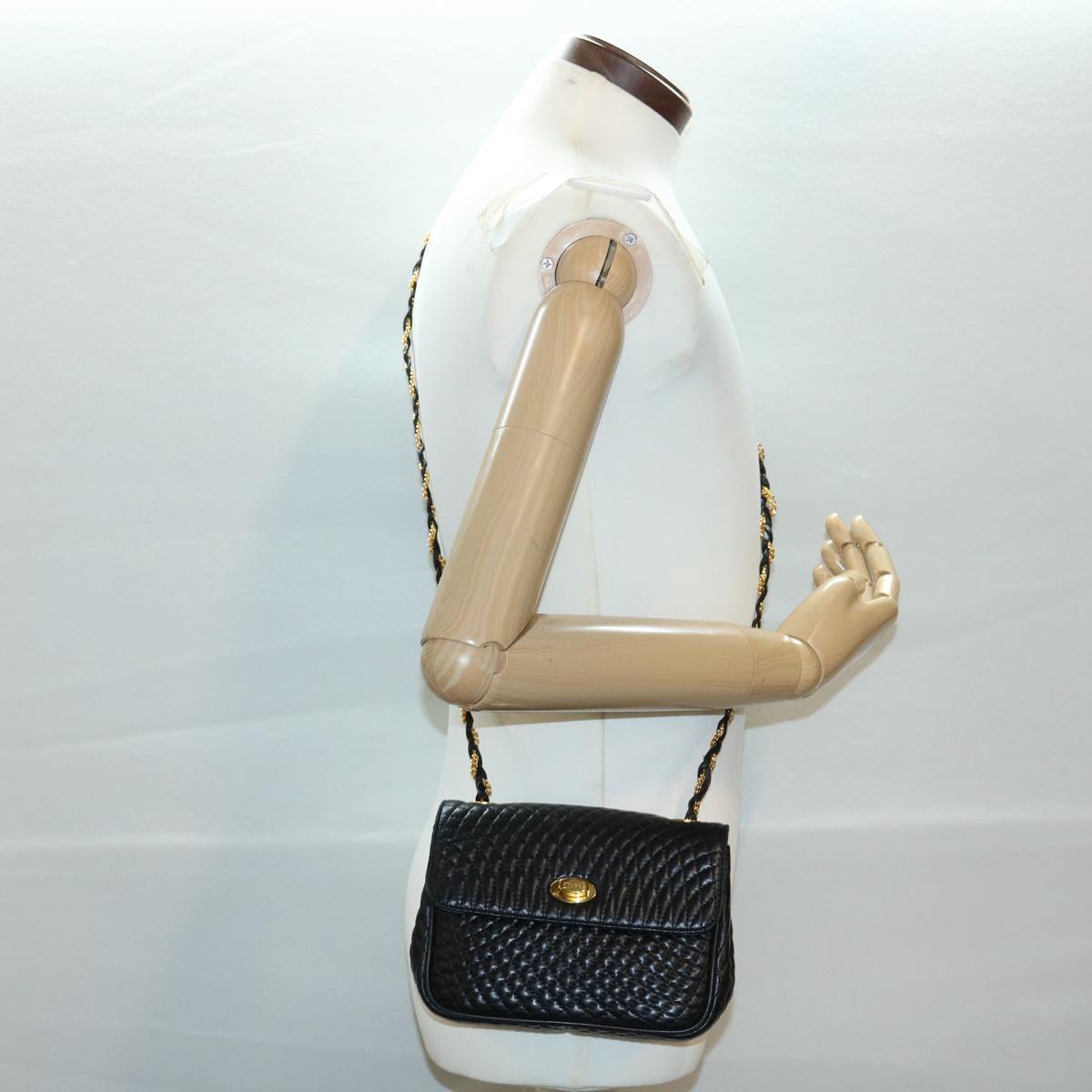 BALLY Matelasse Chain Shoulder Bag Leather Black Auth am3215