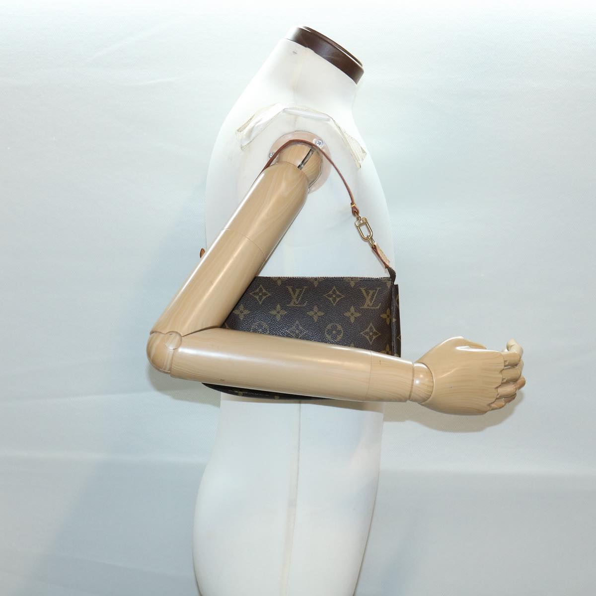 LOUIS VUITTON Monogram Pochette Accessoires Pouch M51980 LV Auth am3311