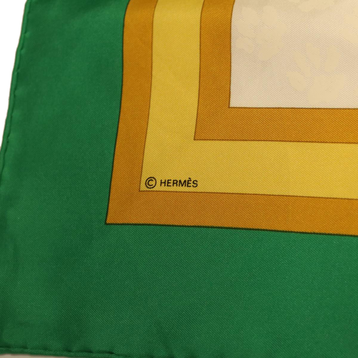 HERMES Carre 90 Les Chats Scarf Green White yellow Auth am3480