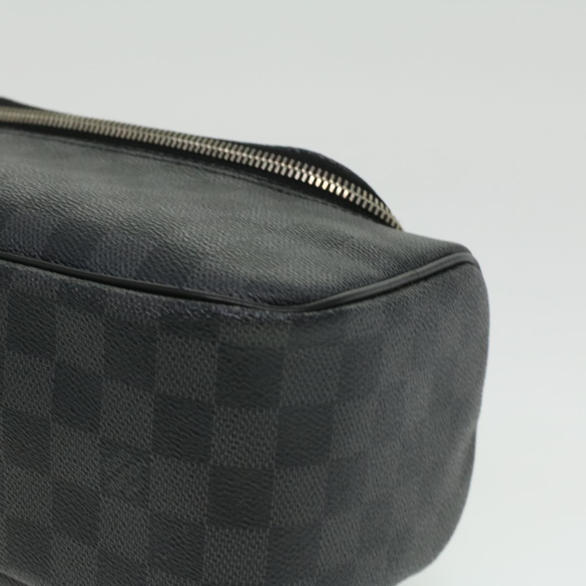 LOUIS VUITTON Damier Graphite Toiletry Pouch Clutch Bag N47625 LV Auth am3569