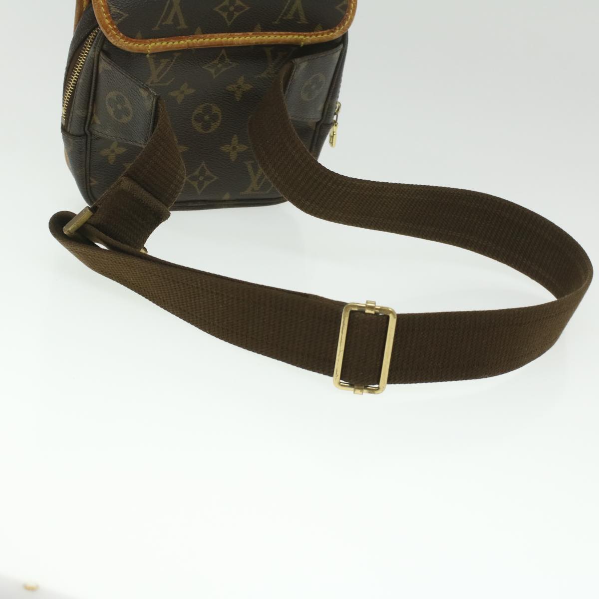 LOUIS VUITTON Monogram Bumback Bosphore Shoulder Bag M40108 LV Auth am3752