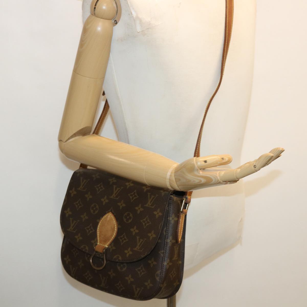 LOUIS VUITTON Monogram Saint Cloud GM Shoulder Bag M51242 LV Auth am3851