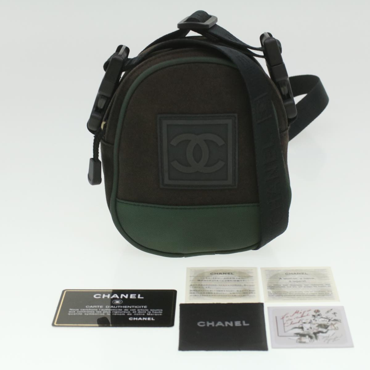 CHANEL Shoulder Bag Khaki CC Auth am3964