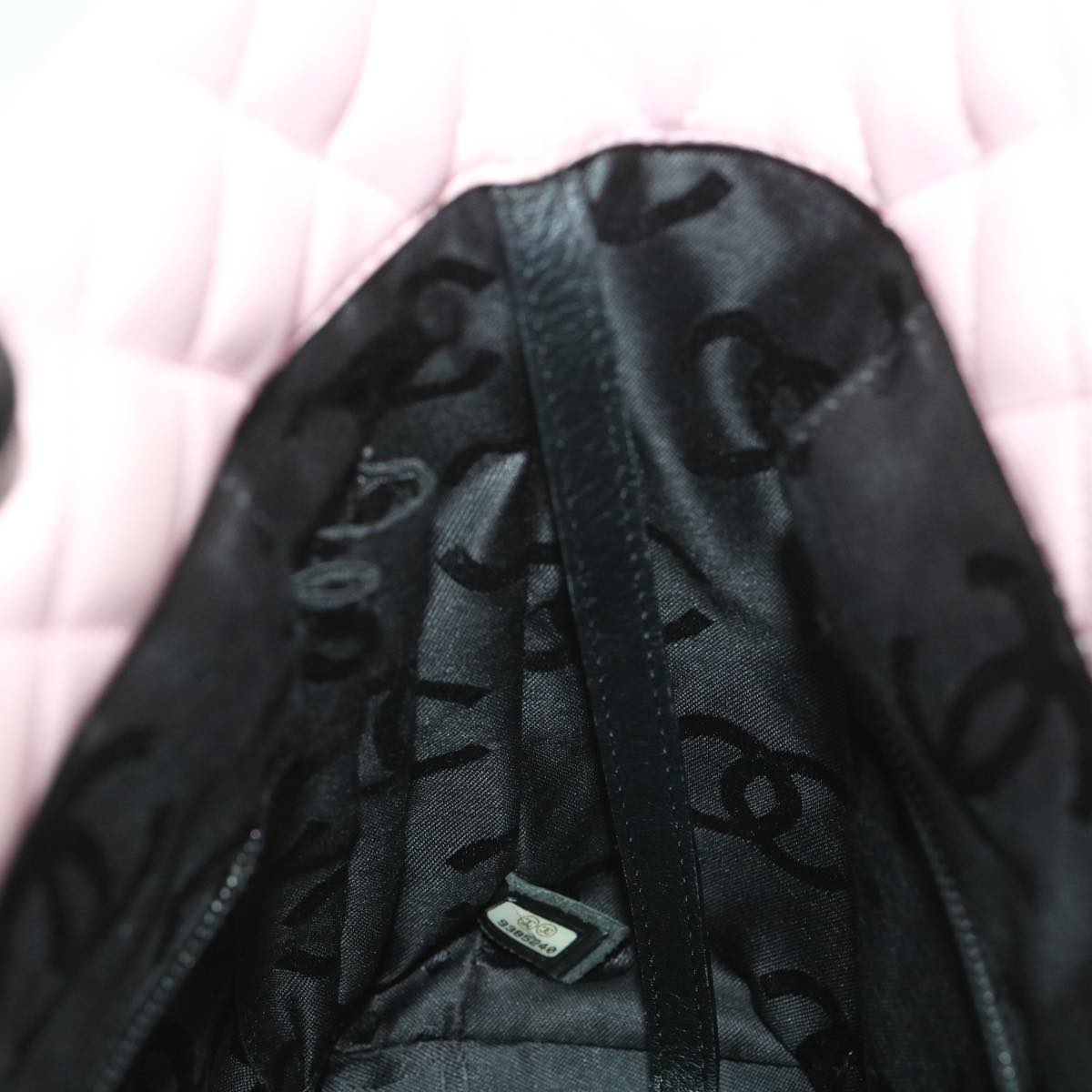 CHANEL Cambon Line Shoulder Bag Leather Pink CC Auth am3979