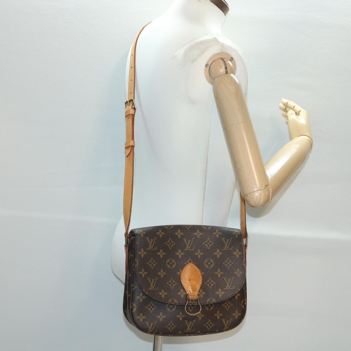 LOUIS VUITTON Monogram Saint Cloud GM Shoulder Bag M51242 LV Auth am3989