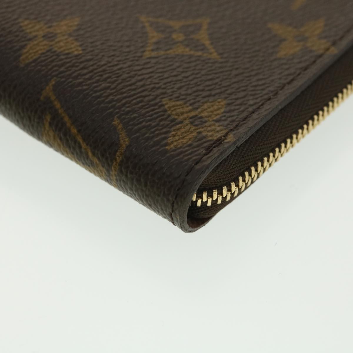 LOUIS VUITTON Monogram Couverture Passport Zip M66501 LV Auth am4147A