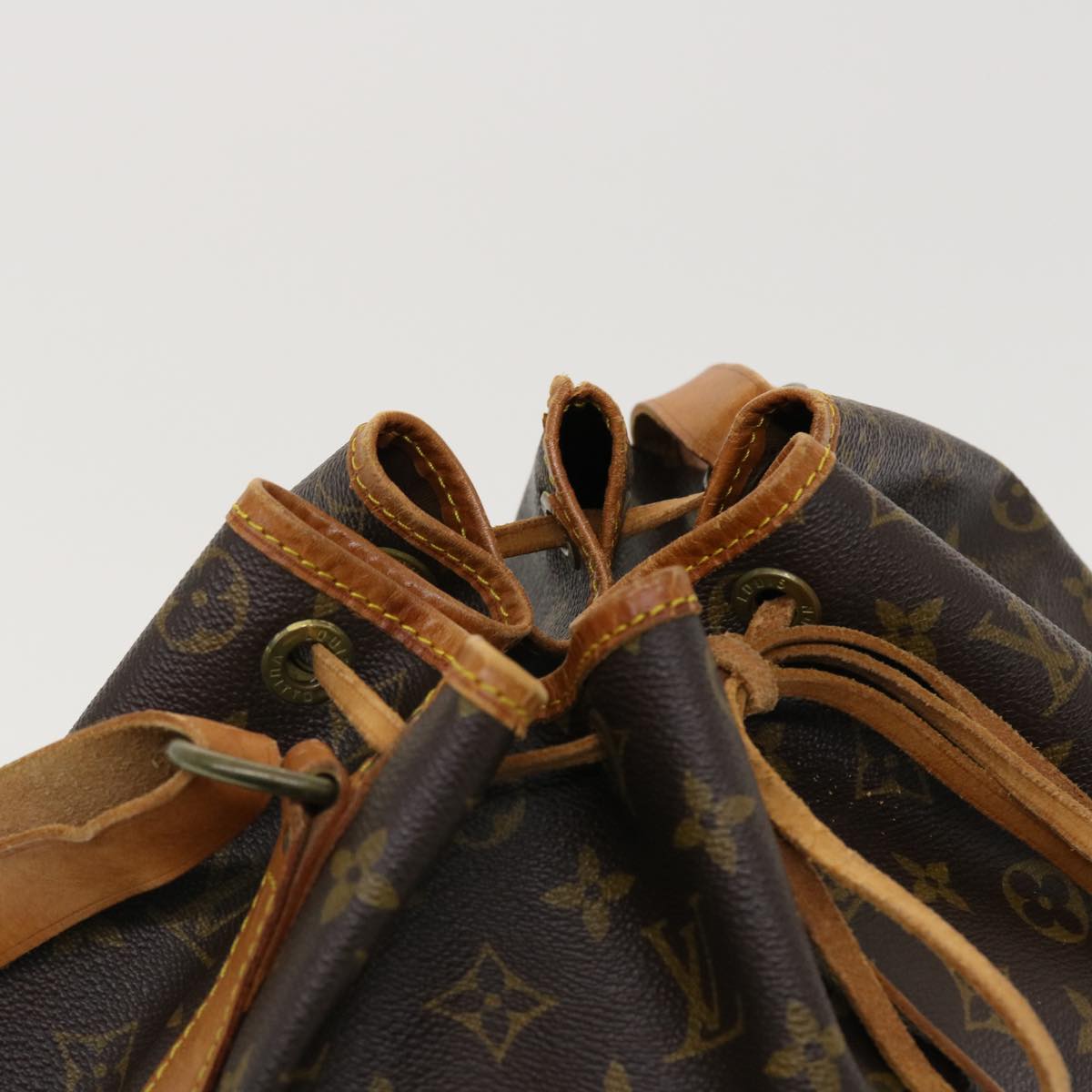 LOUIS VUITTON Monogram Noe Shoulder Bag M42224 LV Auth am4238