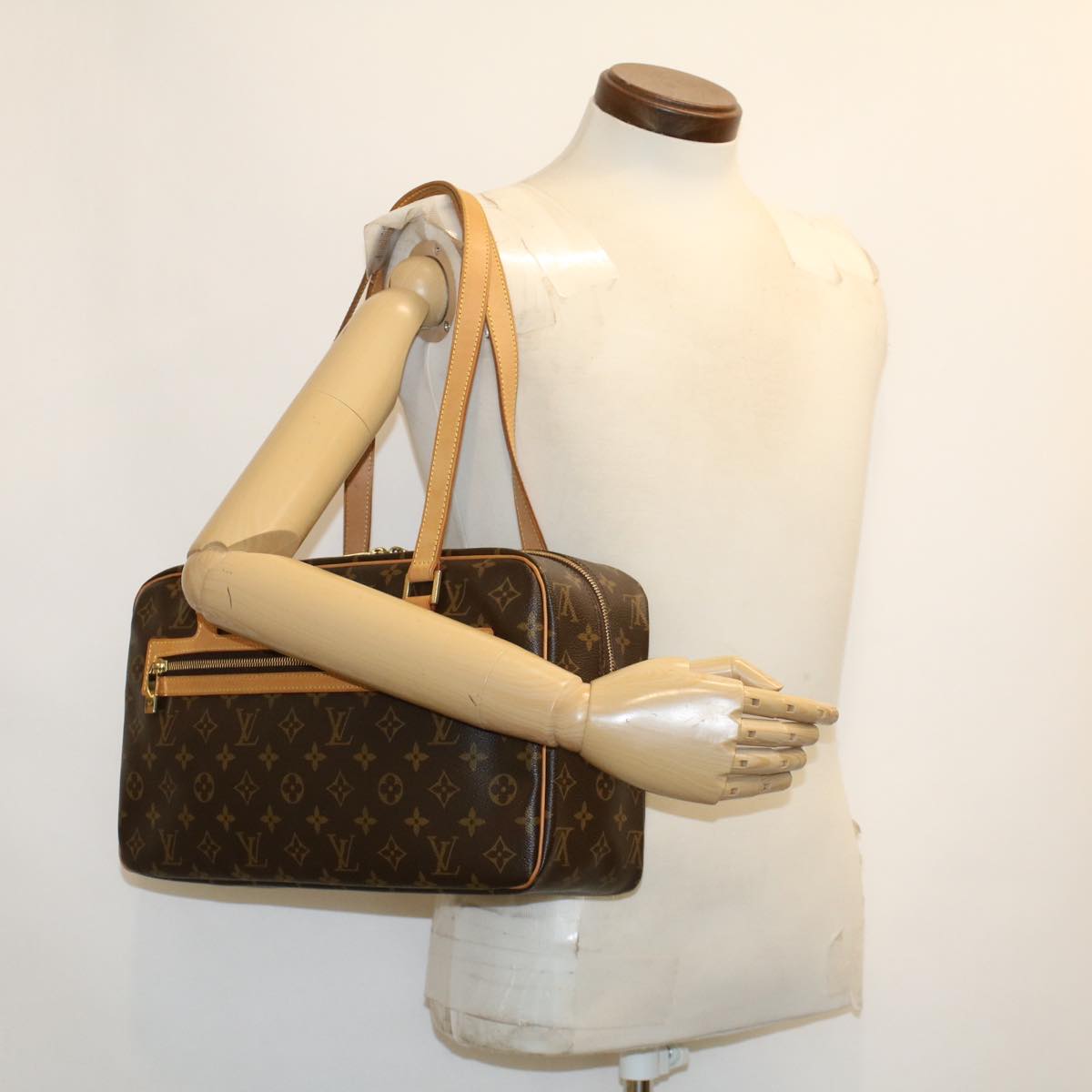 LOUIS VUITTON Monogram Cite GM Hand Bag M51181 LV Auth am4368