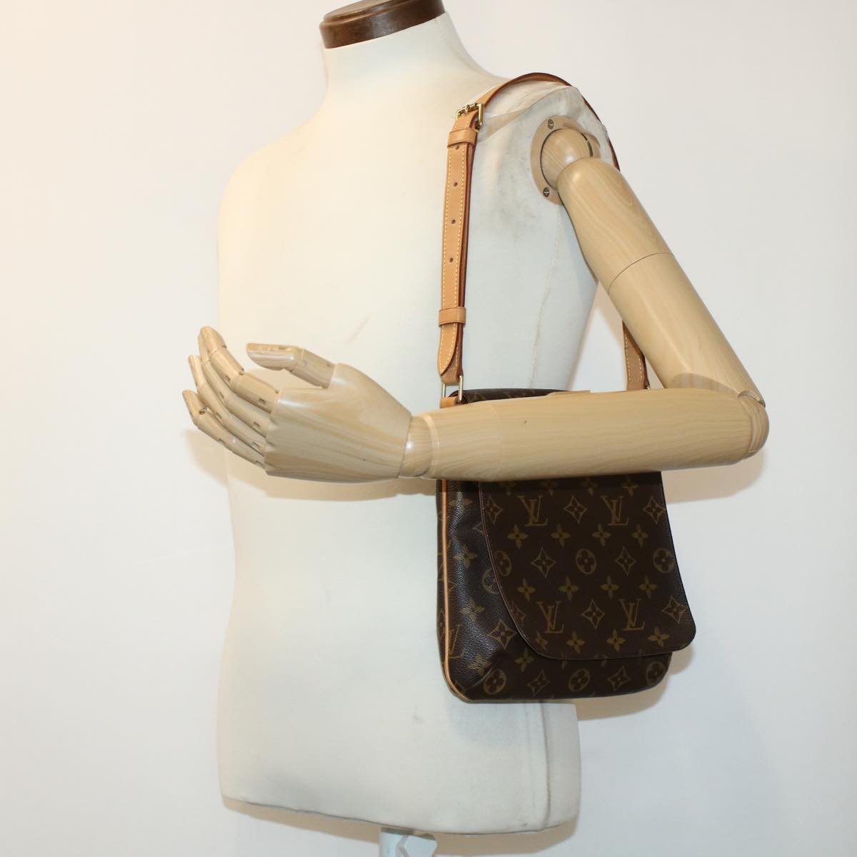 LOUIS VUITTON Monogram Musette Salsa Short Shoulder Bag M51258 LV Auth am4536