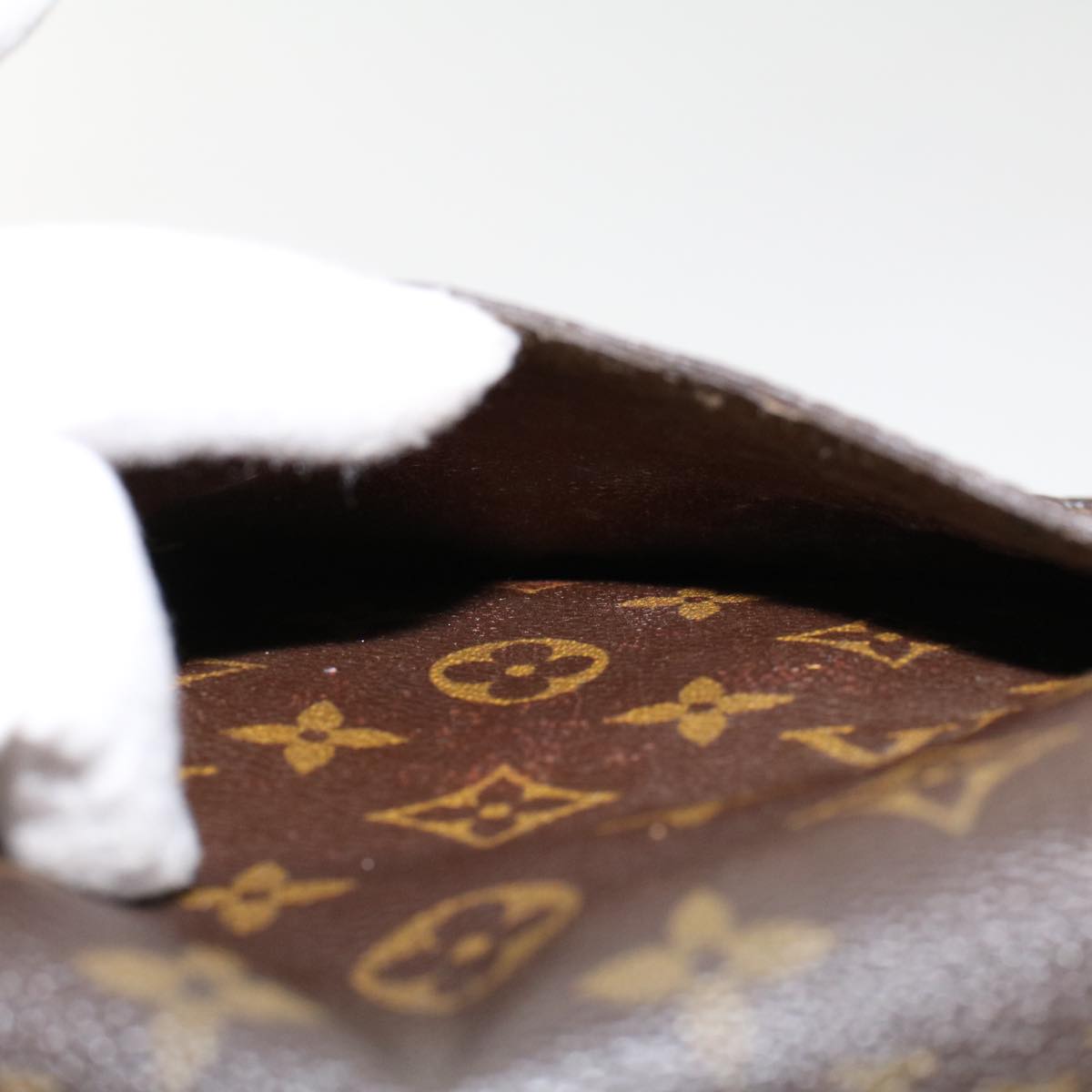 LOUIS VUITTON Monogram Saint Cloud MM Shoulder Bag M51243 LV Auth am4600