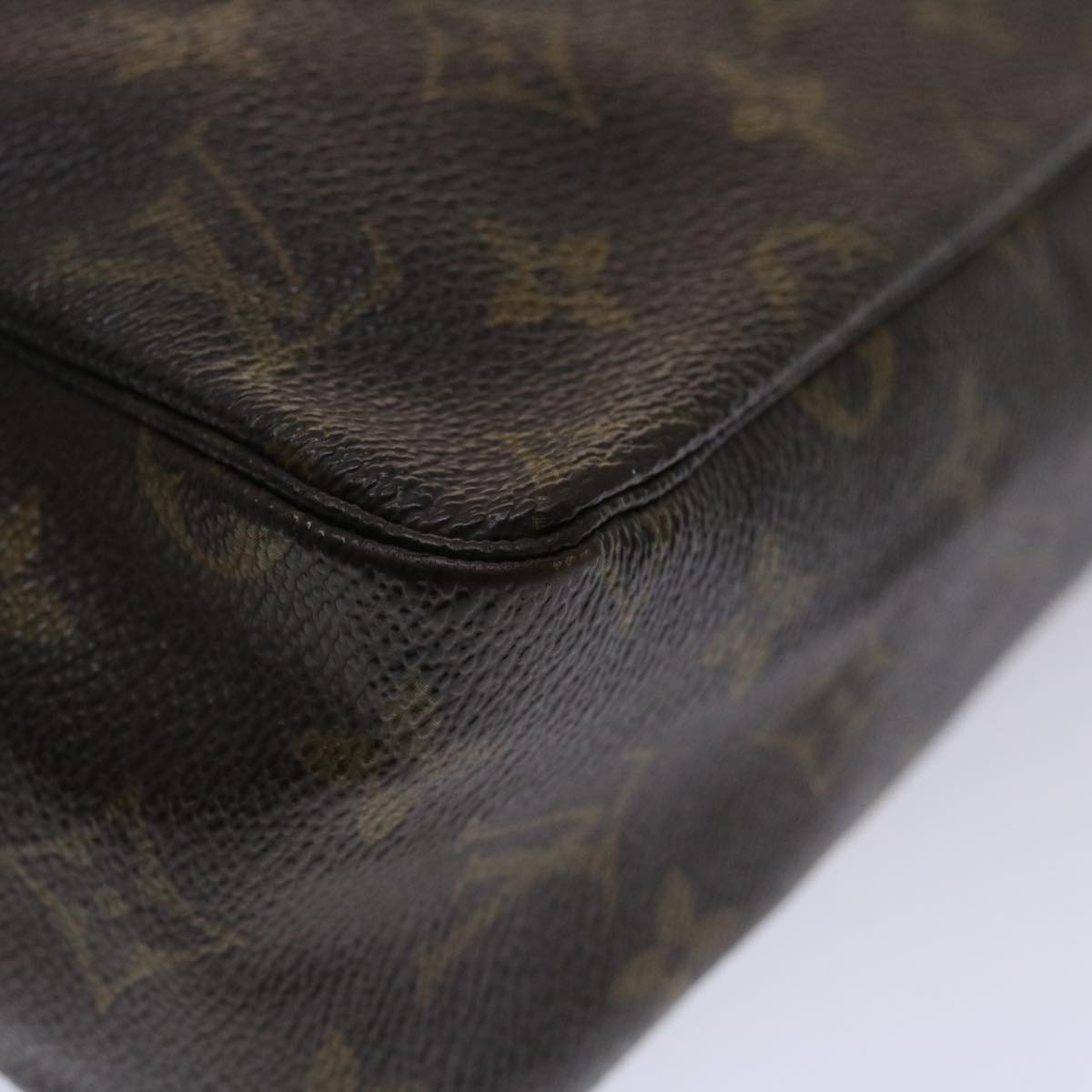 LOUIS VUITTON Monogram Trousse Toilette 28 Clutch Bag M47522 LV Auth am4802