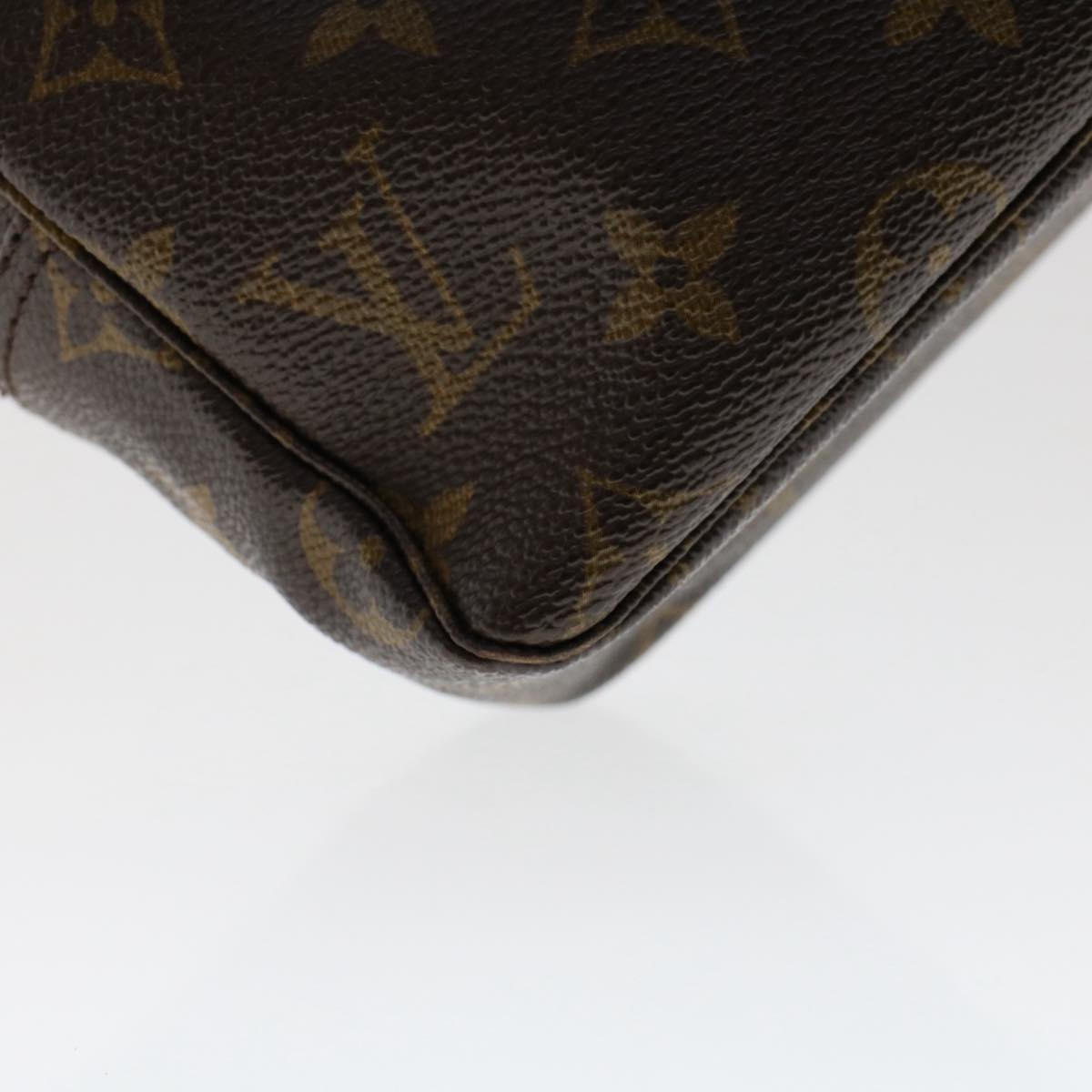 LOUIS VUITTON Monogram Trousse Toilette 28 Clutch Bag M47522 LV Auth am4833