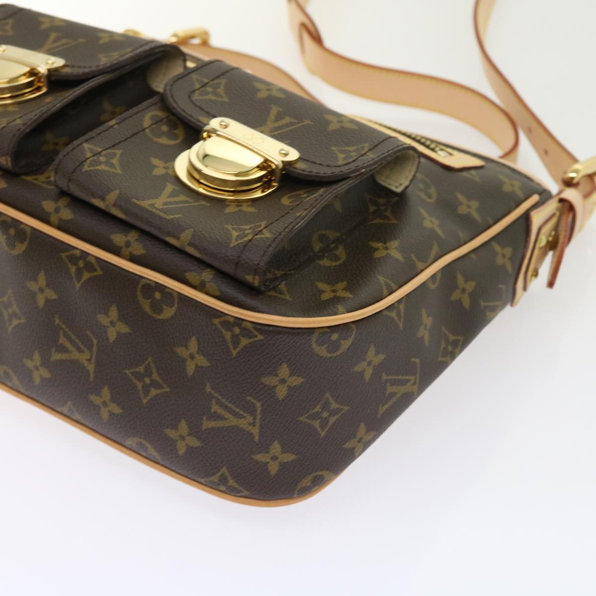 LOUIS VUITTON Monogram Hudson GM Shoulder Bag M40045 LV Auth am5045A