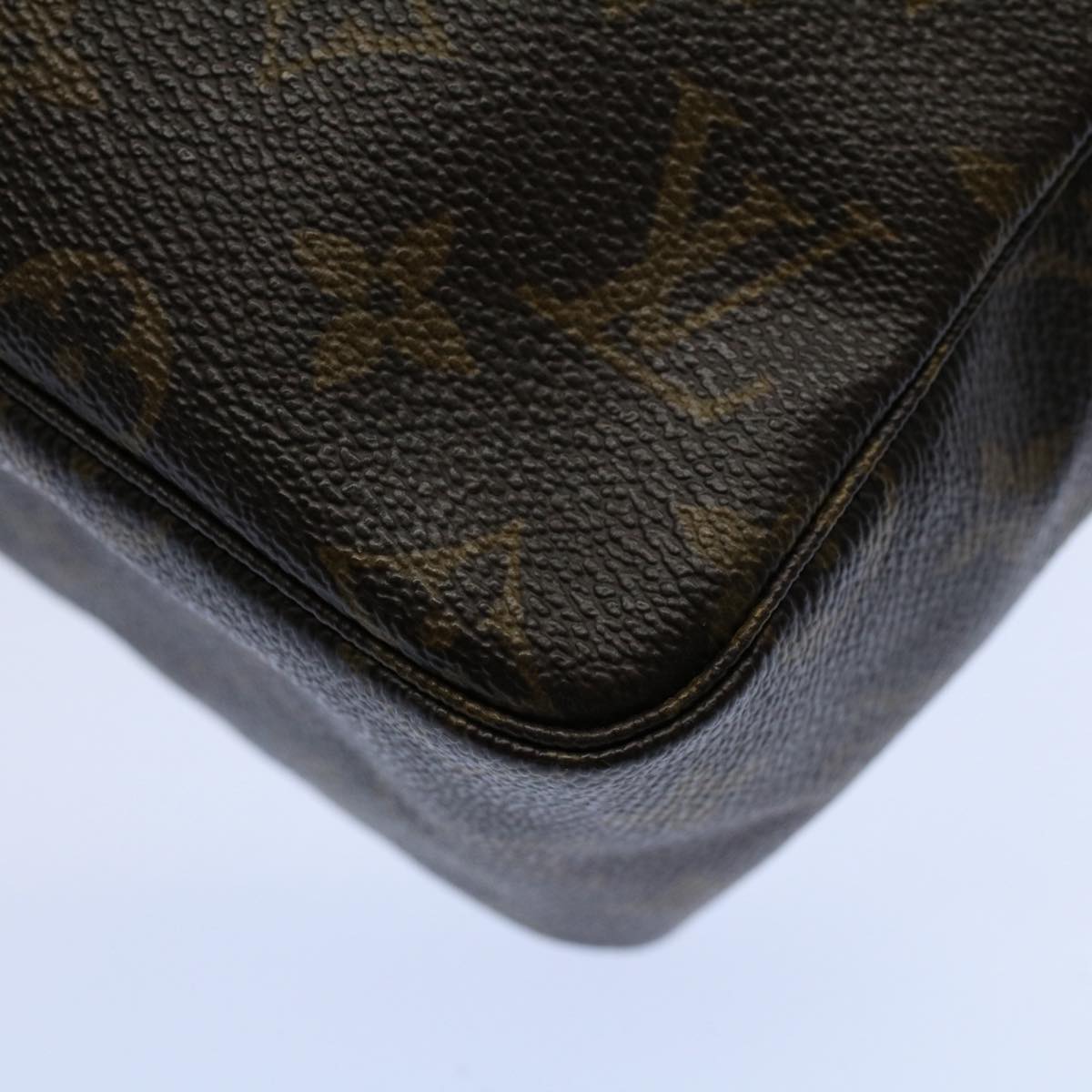 LOUIS VUITTON Monogram Trousse Toilette 28 Clutch Bag M47522 LV Auth am5050