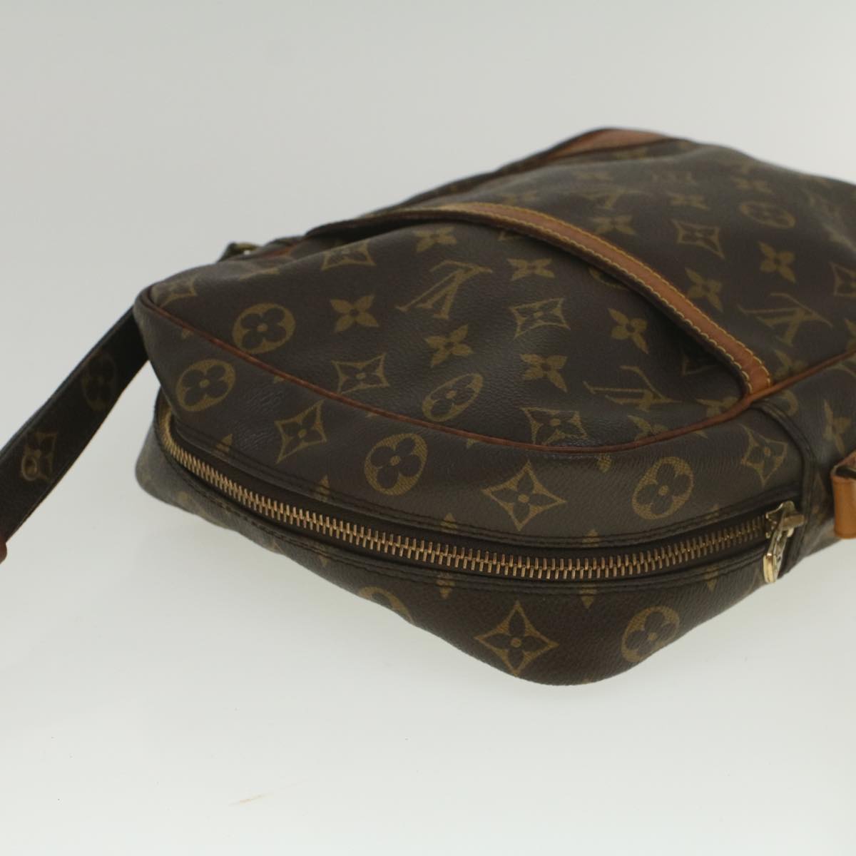 LOUIS VUITTON Monogram Danube MM Shoulder Bag M45264 LV Auth am5089