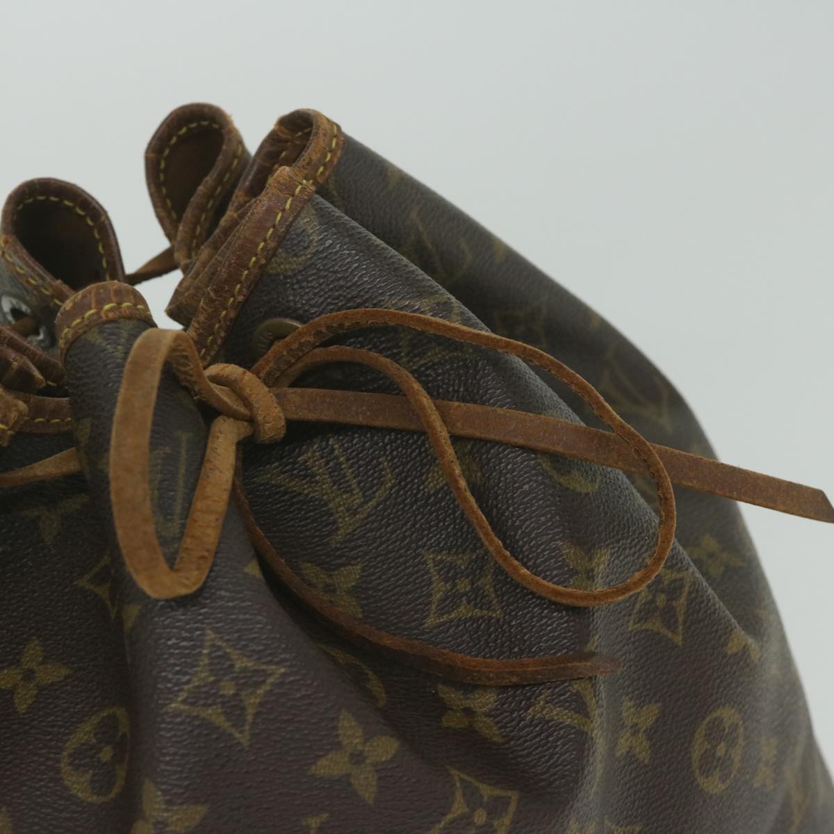 LOUIS VUITTON Monogram Noe Shoulder Bag M42224 LV Auth am5211