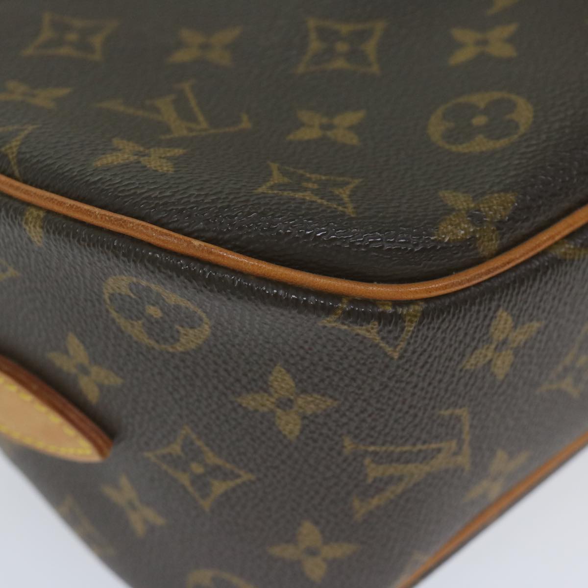 LOUIS VUITTON Monogram Blois Shoulder Bag M51221 LV Auth am5290