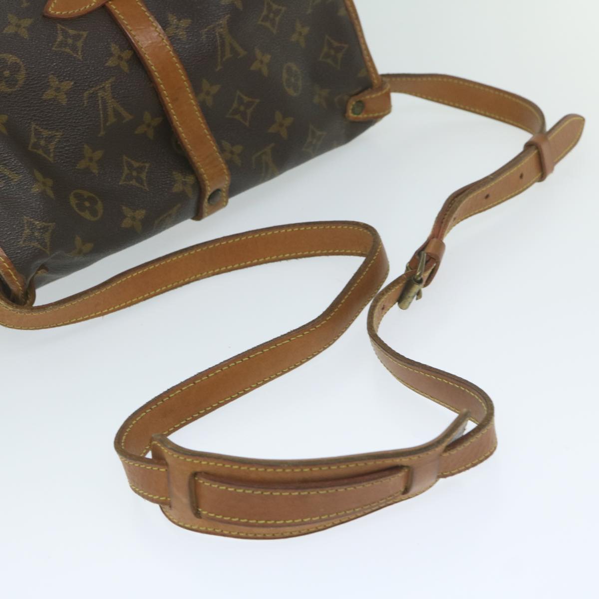 LOUIS VUITTON Monogram Saumur 30 Shoulder Bag M42256 LV Auth am5348