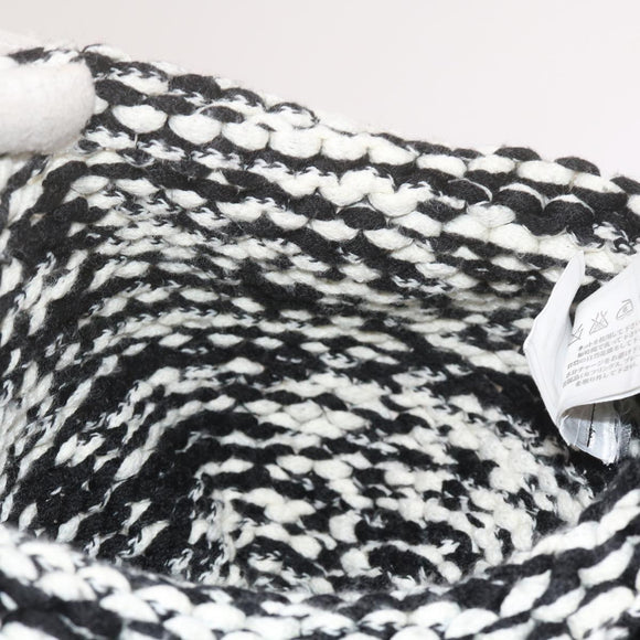 CHANEL COCO Mark Knitted Fabrics Hat Wool Black White CC Auth am5382