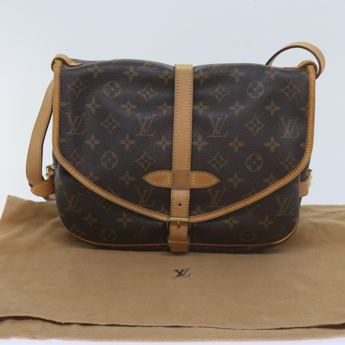 LOUIS VUITTON Monogram Saumur 30 Shoulder Bag M42256 LV Auth am5389