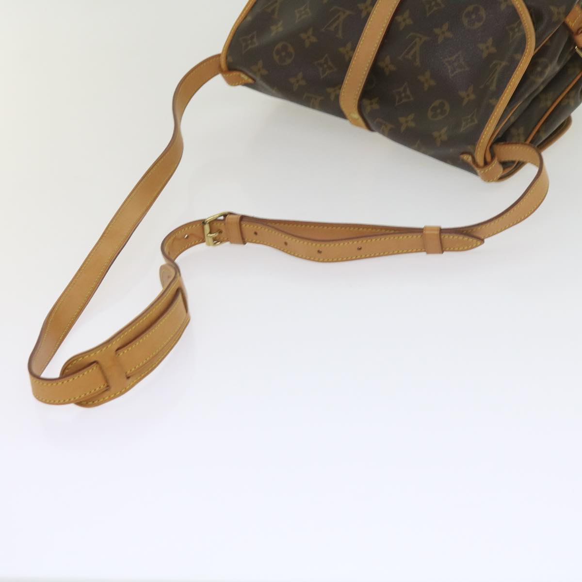 LOUIS VUITTON Monogram Saumur 30 Shoulder Bag M42256 LV Auth am5389