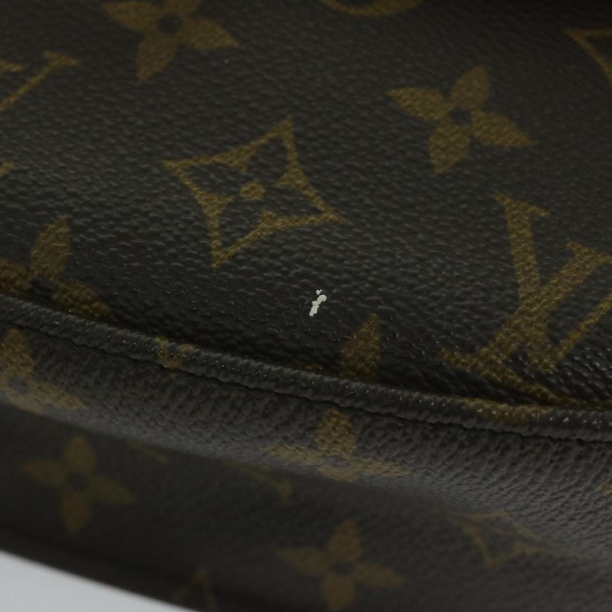 LOUIS VUITTON Monogram Saint Cloud GM Shoulder Bag M51242 LV Auth am5402