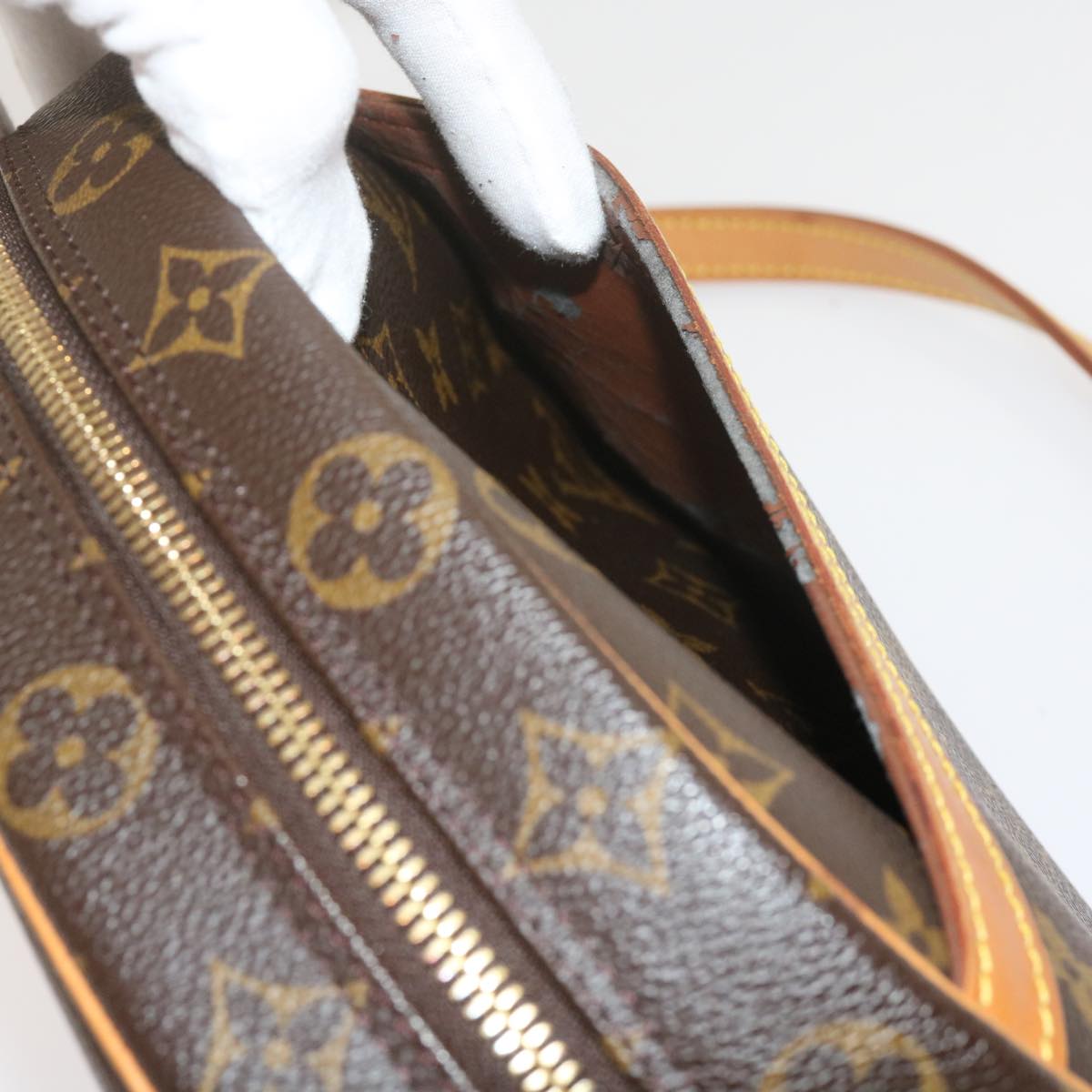 LOUIS VUITTON Monogram Blois Shoulder Bag M51221 LV Auth am5456