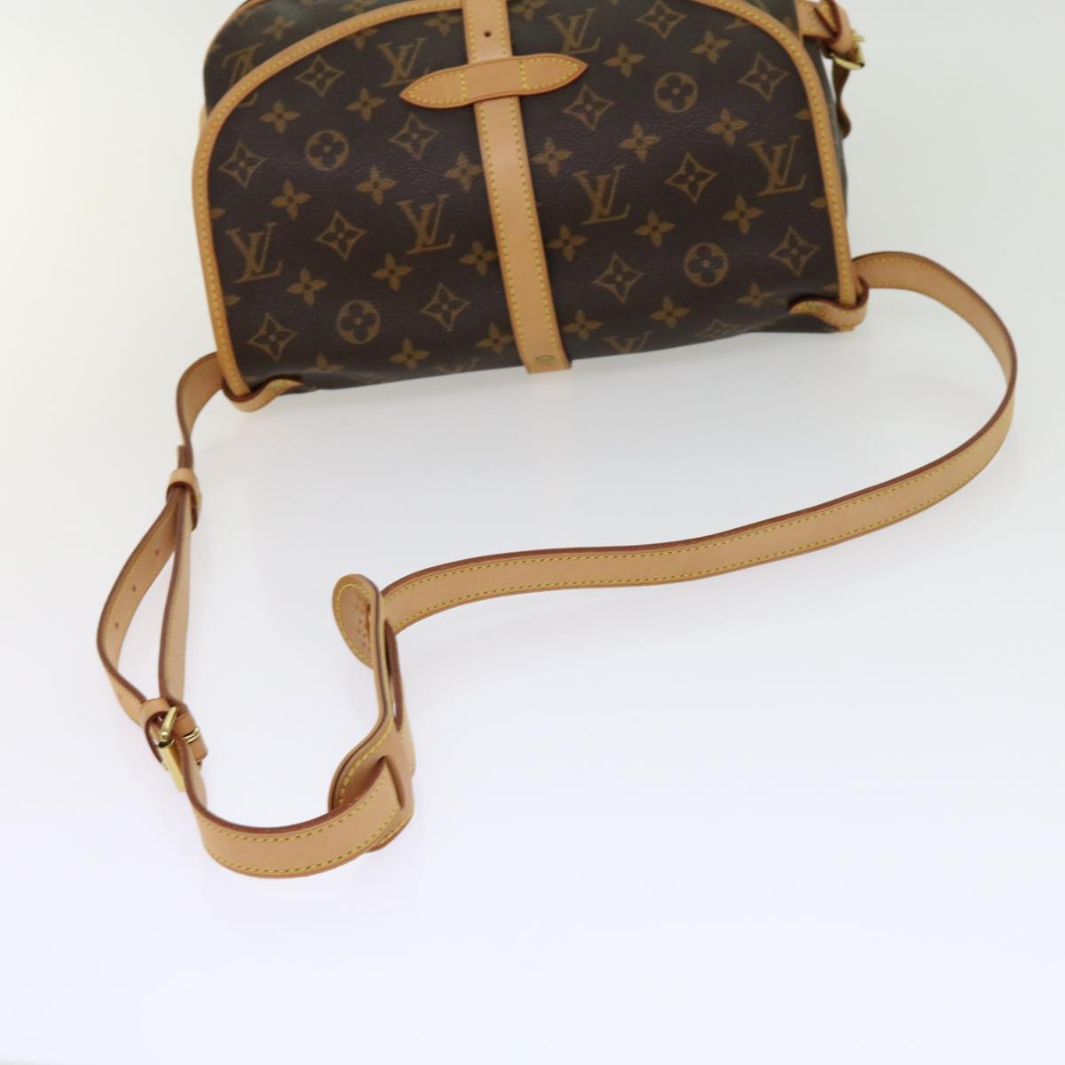 LOUIS VUITTON Monogram Saumur 30 Shoulder Bag M42256 LV Auth am5564