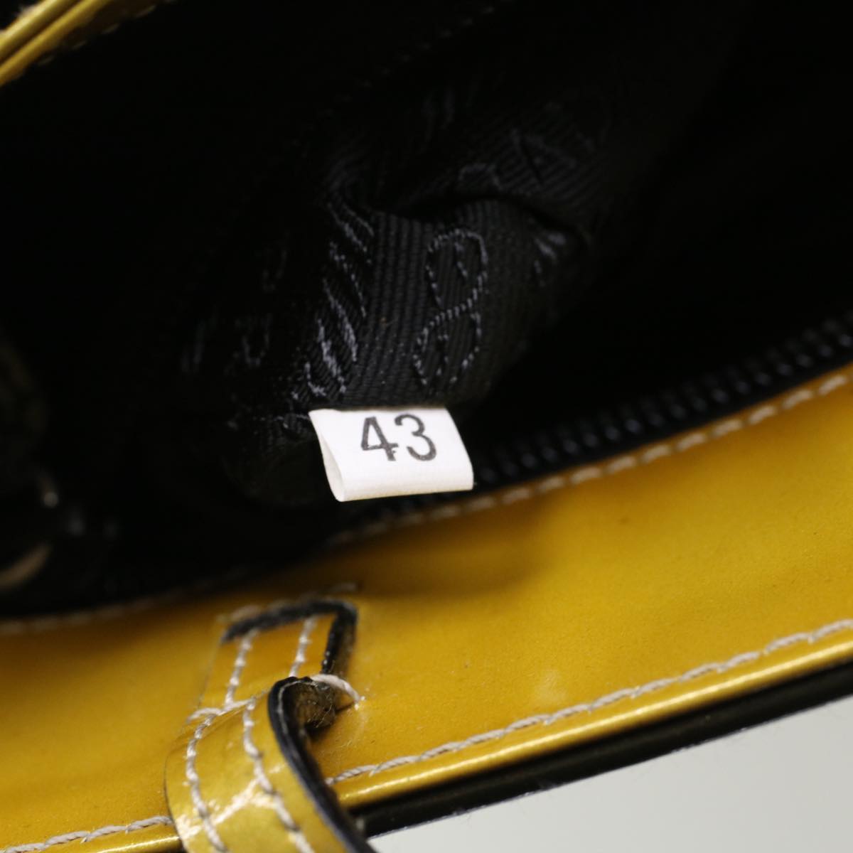 PRADA Hand Bag Patent leather Khaki Auth ar10017B