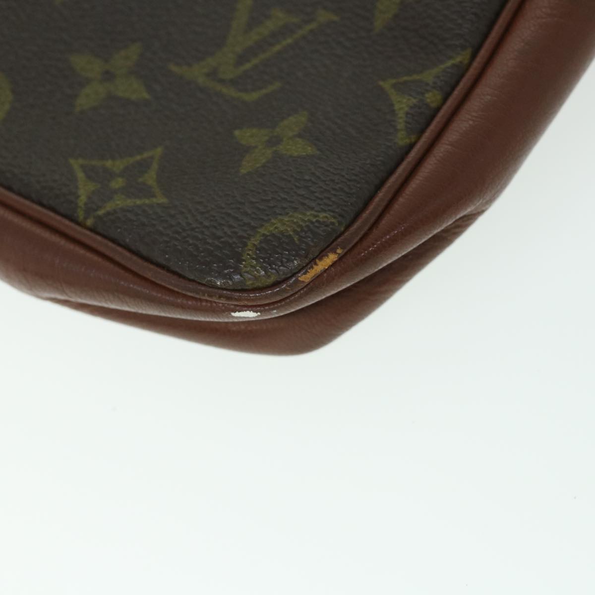 LOUIS VUITTON Monogram Pochette Sports Clutch Bag No.183 LV Auth ar10140B