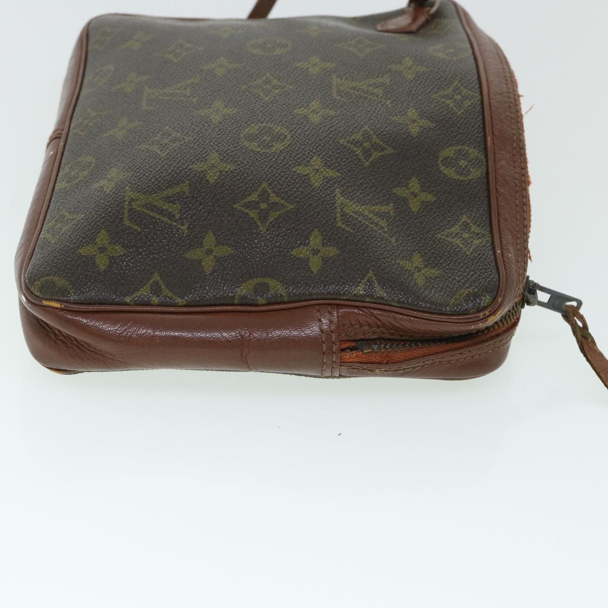 LOUIS VUITTON Monogram Pochette Sports Clutch Bag No.183 LV Auth ar10140B