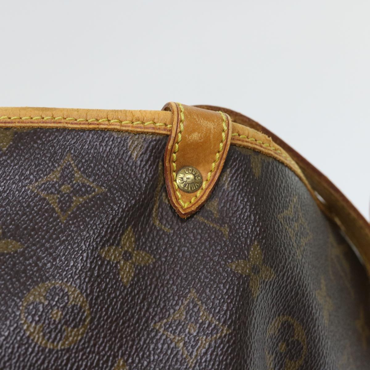 LOUIS VUITTON Monogram Saumur 30 Shoulder Bag M42256 LV Auth ar10160B