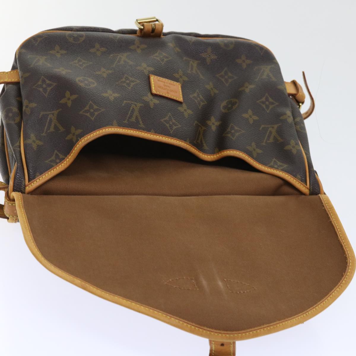 LOUIS VUITTON Monogram Saumur 30 Shoulder Bag M42256 LV Auth ar10160B