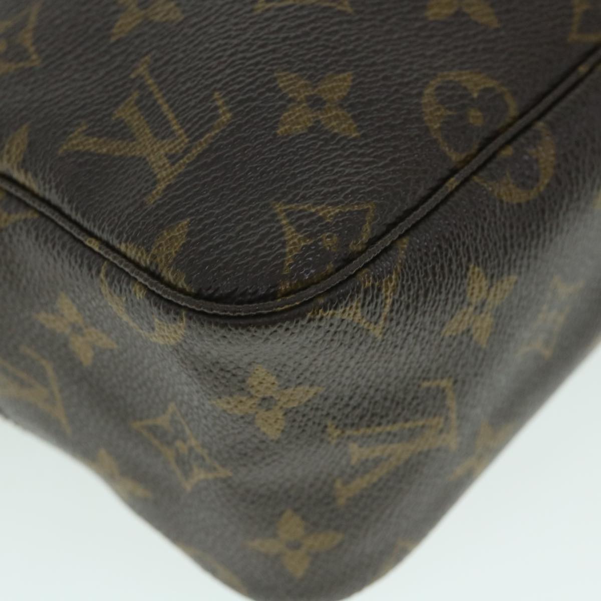 LOUIS VUITTON Monogram Trousse Toilette 28 Clutch Bag M47522 LV Auth ar10194