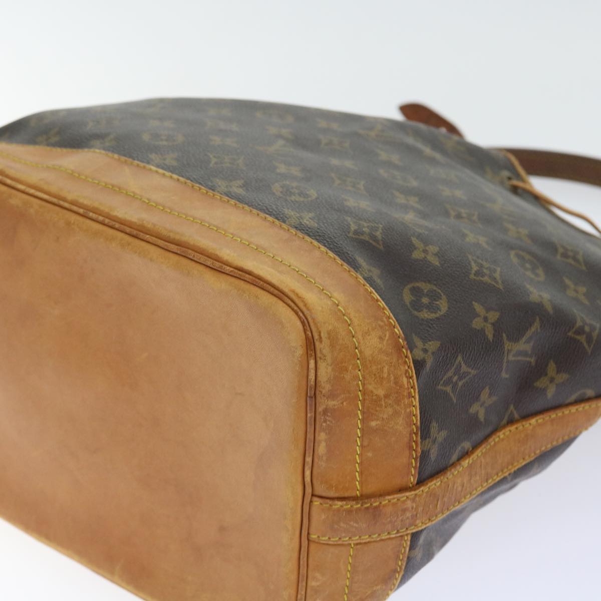 LOUIS VUITTON Monogram Noe Shoulder Bag M42224 LV Auth ar10212